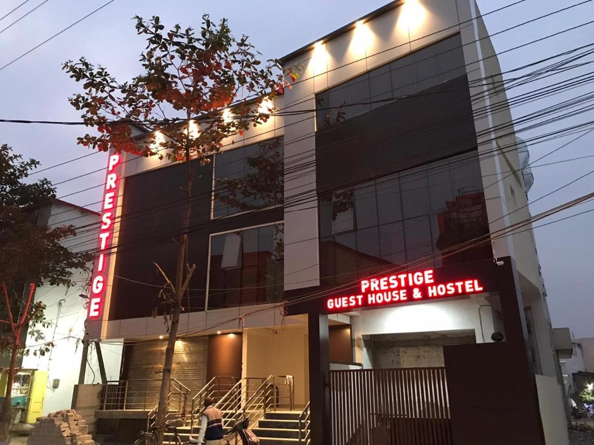Prestige Guest House & Hostel Bilāspur 외부 사진